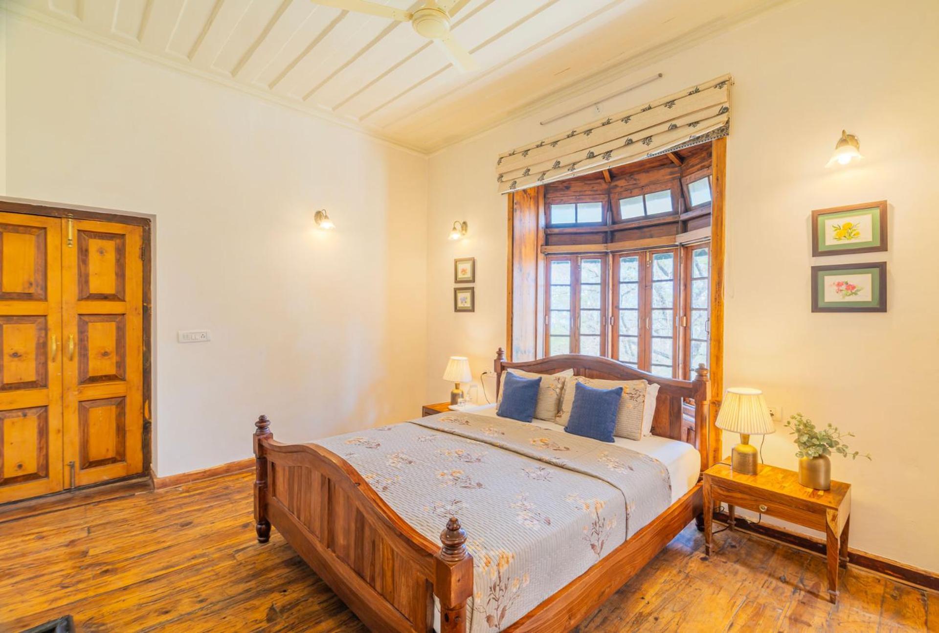 Stayvista At Paris Villa With Pvt Pool & Valley View Kasauli Ngoại thất bức ảnh