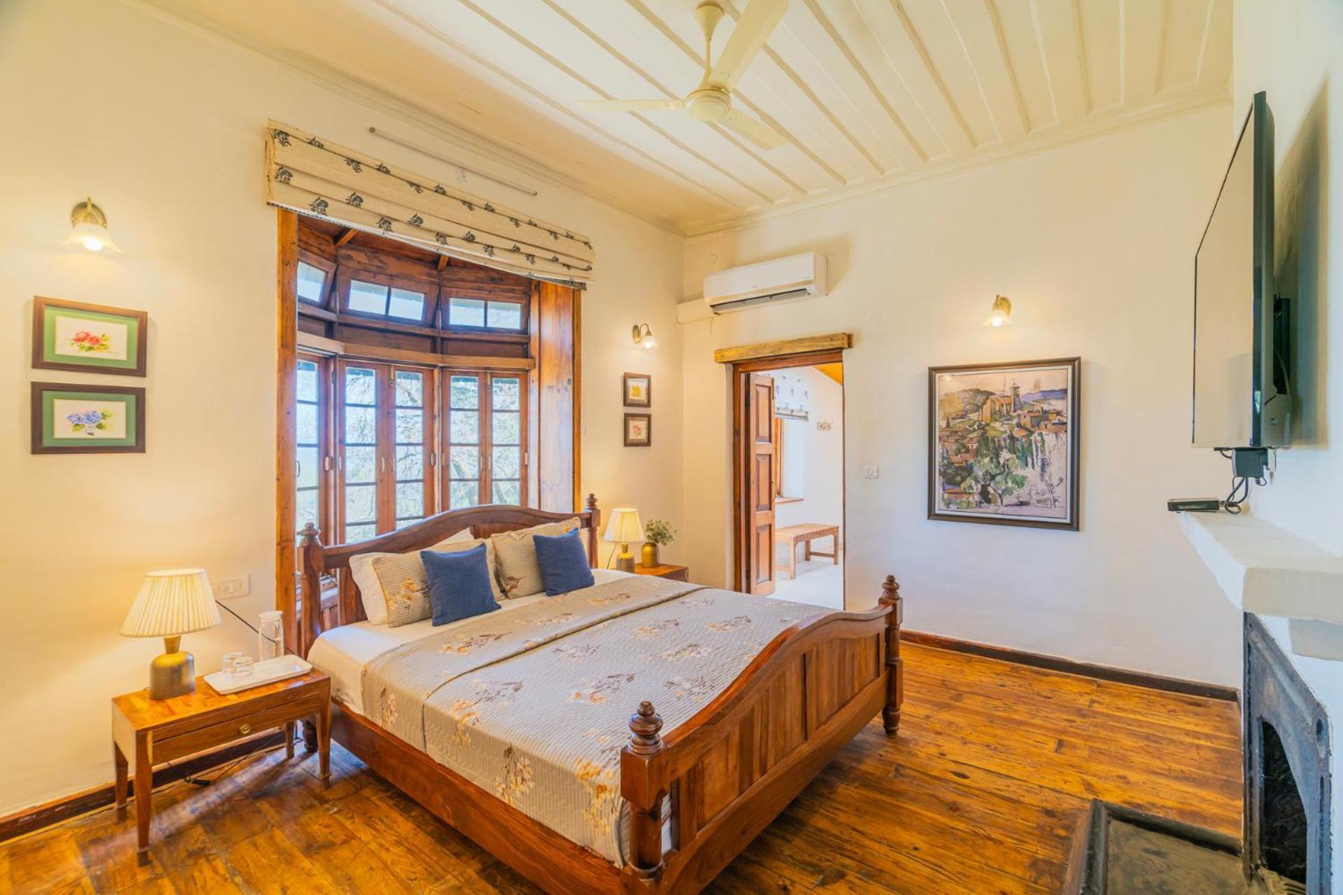 Stayvista At Paris Villa With Pvt Pool & Valley View Kasauli Ngoại thất bức ảnh