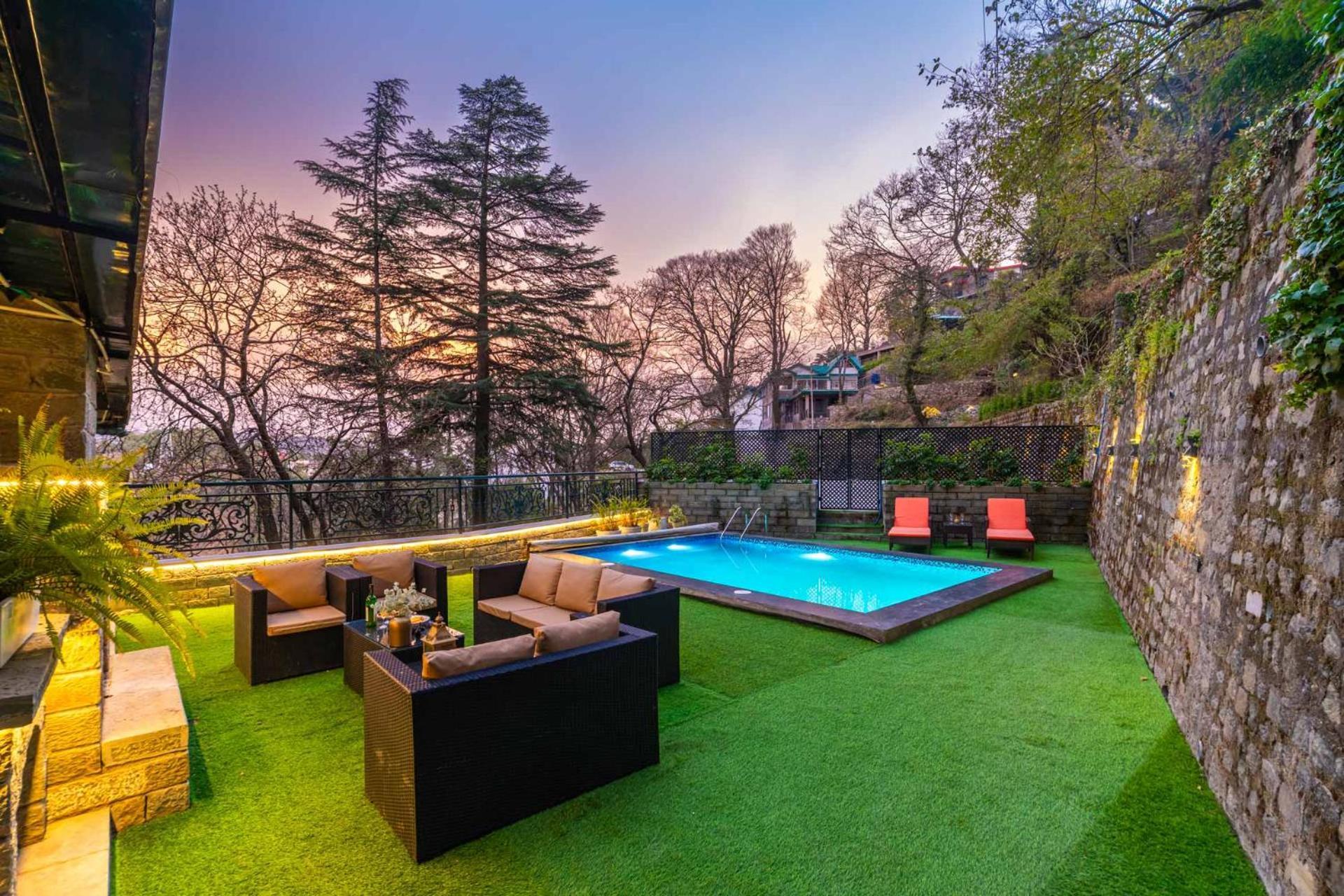 Stayvista At Paris Villa With Pvt Pool & Valley View Kasauli Ngoại thất bức ảnh