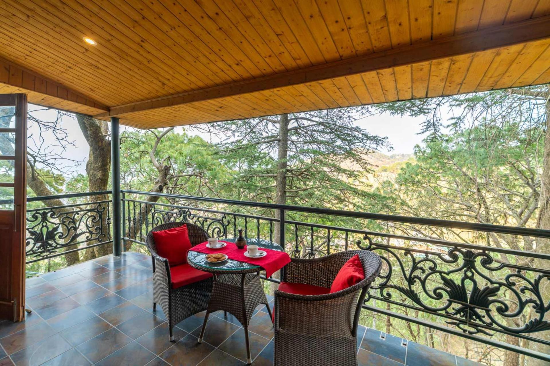 Stayvista At Paris Villa With Pvt Pool & Valley View Kasauli Ngoại thất bức ảnh