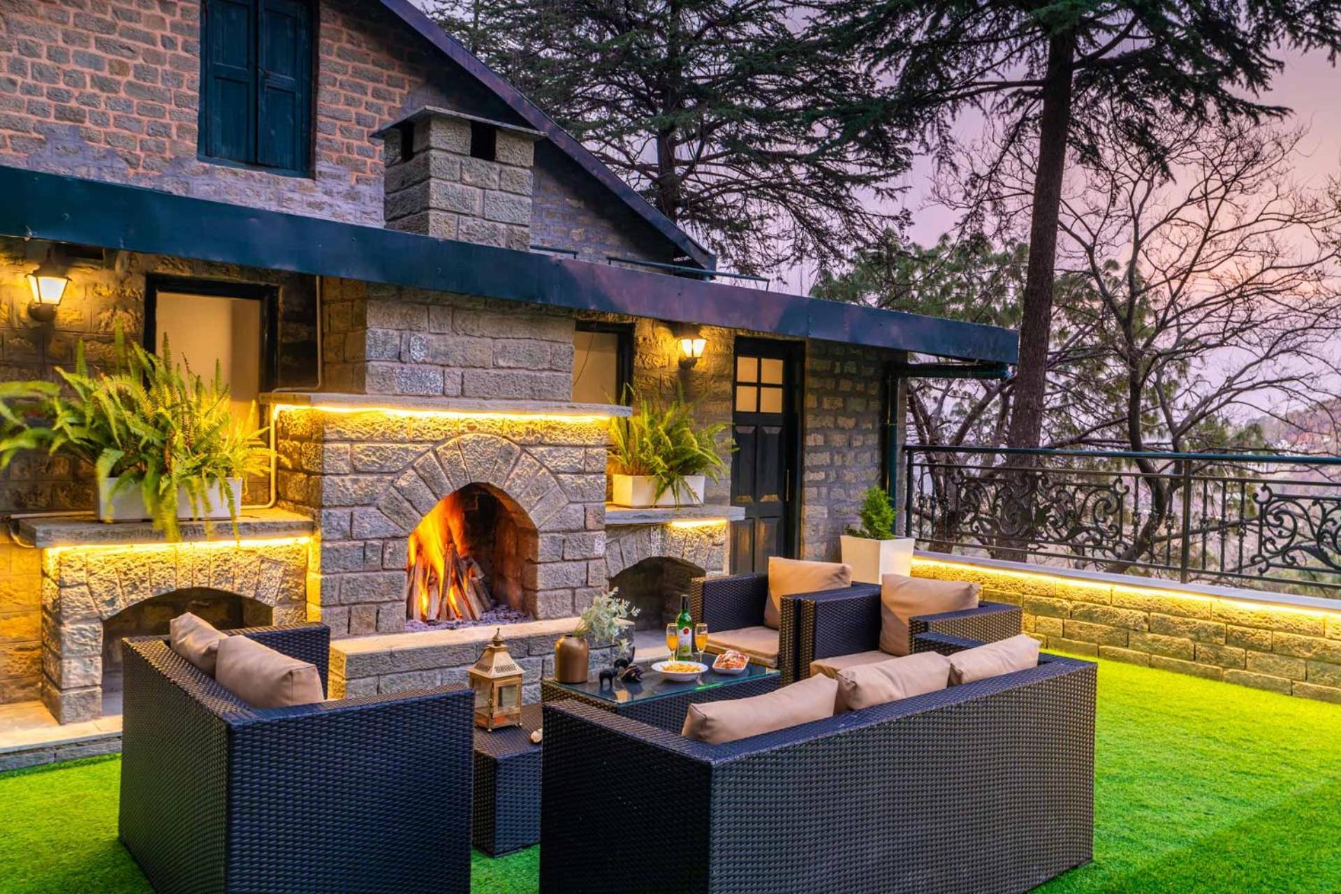 Stayvista At Paris Villa With Pvt Pool & Valley View Kasauli Ngoại thất bức ảnh